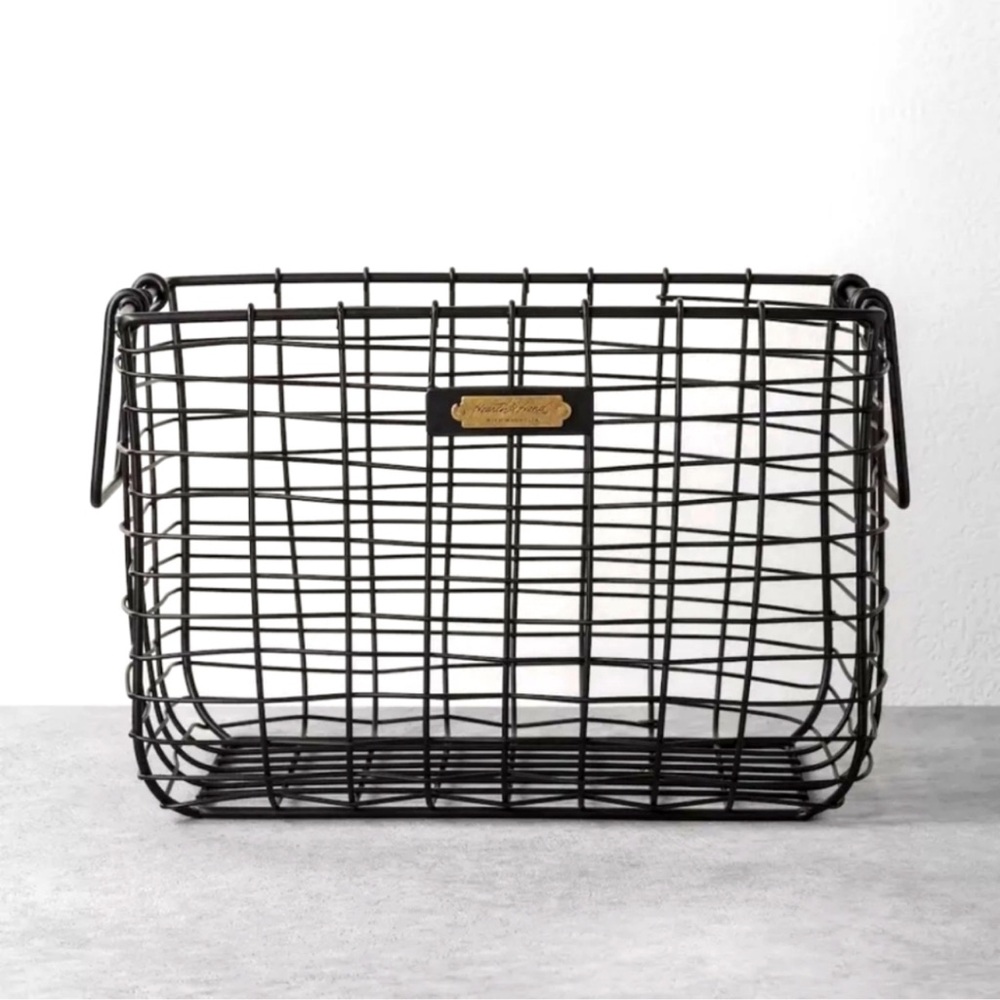 EUC Medium Wire Storage Basket Hearth & Hand by Magnolia